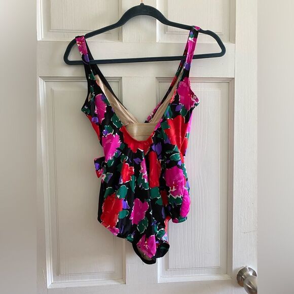 1980s Robby Len Swim Fashions Bath Suit - Picture 2 of 5